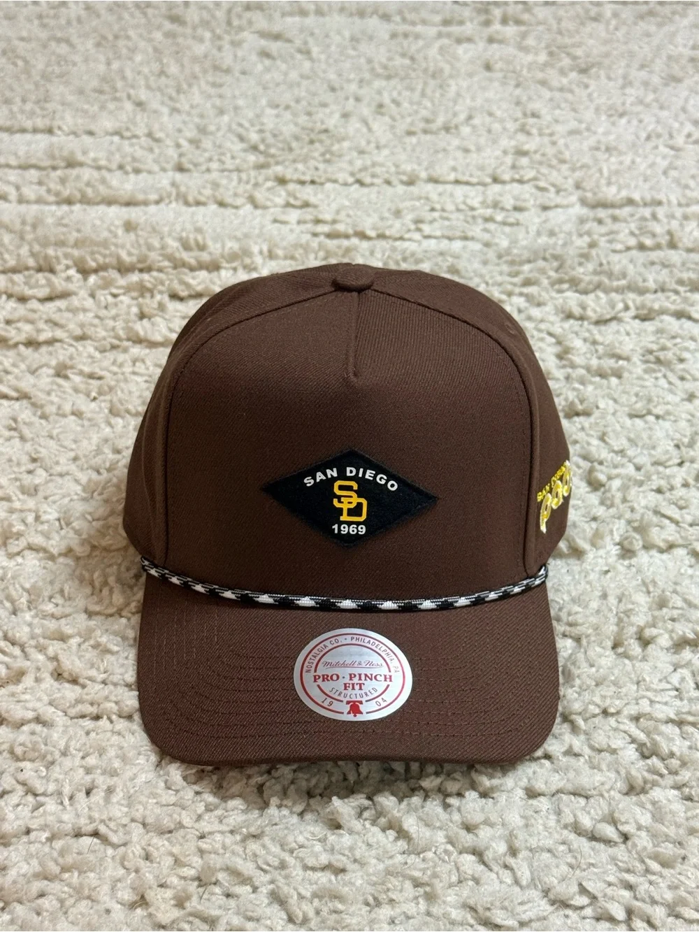 Mitchell & Ness rep your